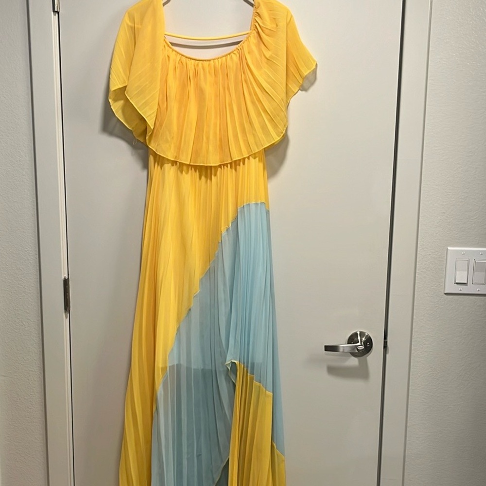 Off the shoulder sundress